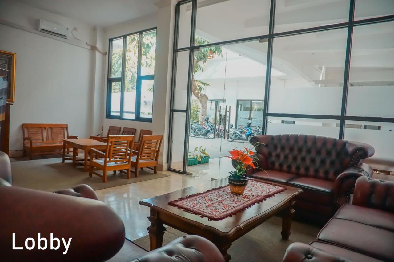 Al Ashri Inn By Urban Yogyakarta Eksteriør billede