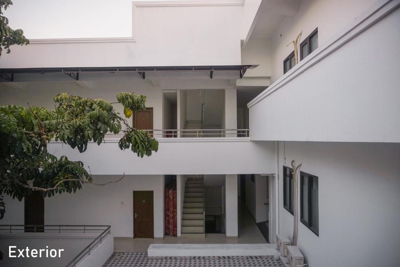 Al Ashri Inn By Urban Yogyakarta Eksteriør billede